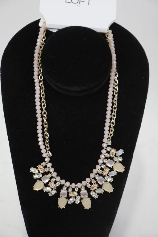 LADIES CRYSTAL DESIGNER FASHION NECKLACE (1 of 2)