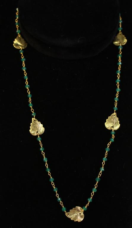 GOLD LEAVES & GREEN CRYSTAL BEAD NECKLACE (1 of 1)