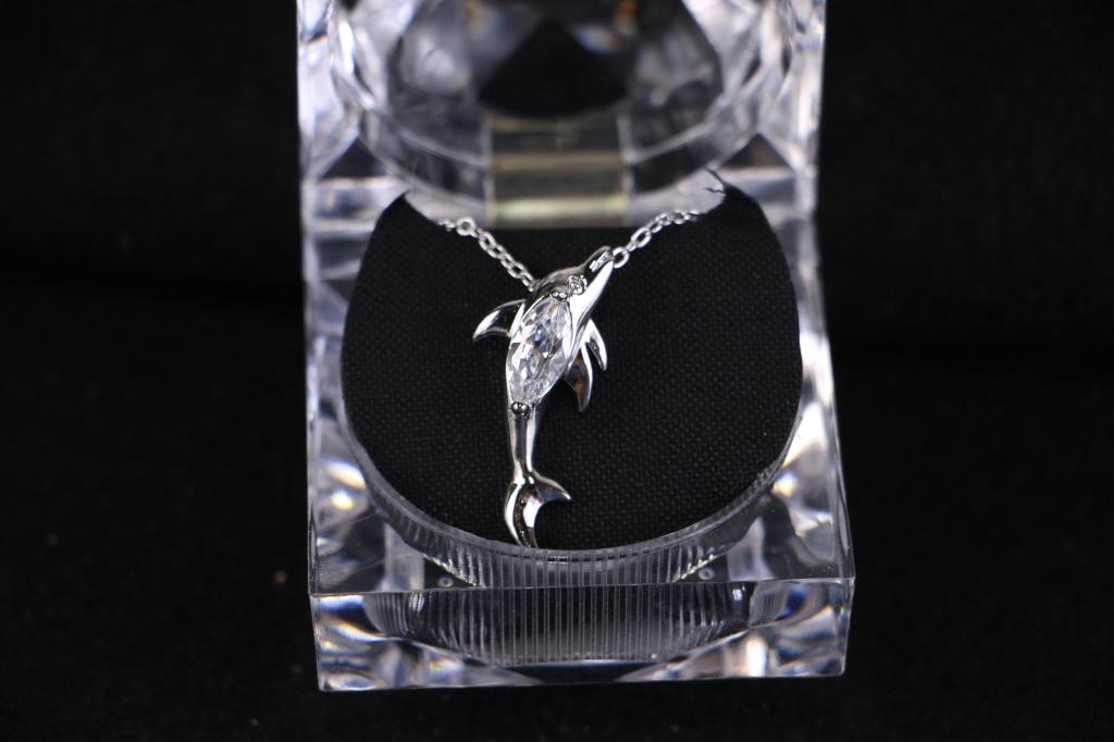SILVER NECKLACE WITH CZ DOLPHIN PENDANT: SILVER NECKLACE WITH CZ DOLPHIN PENDANT