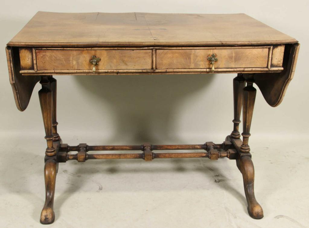 REGENCY STYLE DROP LEAF TABLE (1 of 3)