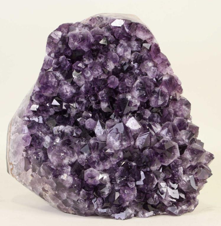 EXTRA DARK AMETHYST FORMATION (1 of 4)