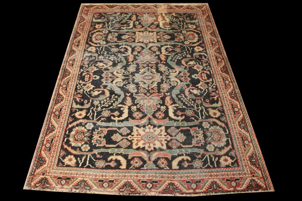 ANTIQUE HAND KNOTTED PERSIAN RUG (1 of 3)