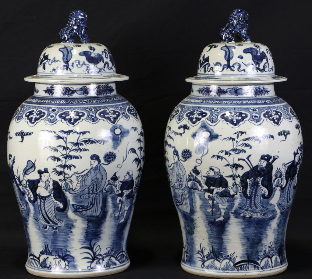 PAIR OF CHINESE BLUE & WHITE LIDDED TEMPLE JARS (1 of 9)