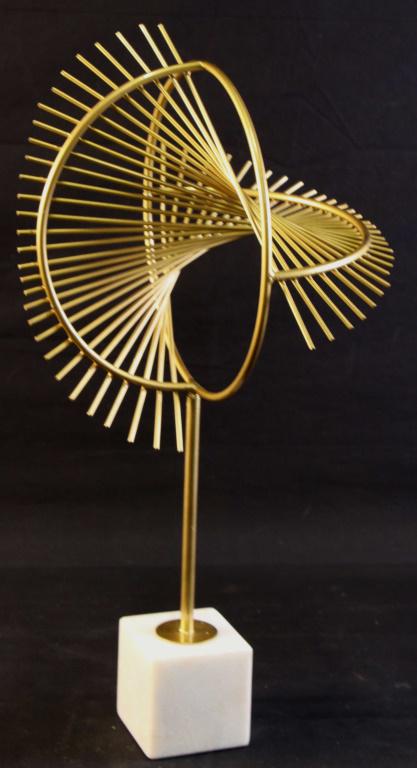 ABSTRACT BRASS SCULPTURE MOUNTED ON BASE (1 of 1)