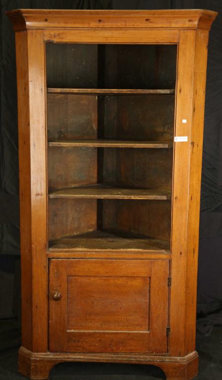 CIRCA 1800 AMERICAN PINE CORNER HUTCH (1 of 2)