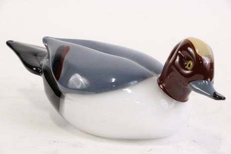 OSCAR ZANETTI SIGNED MURANO GLASS DUCK: OSCAR ZANETTI SIGNED MURANO GLASS DUCK. Height: 5 in. by Width: 14 in. by Depth: 6 1/2 in.