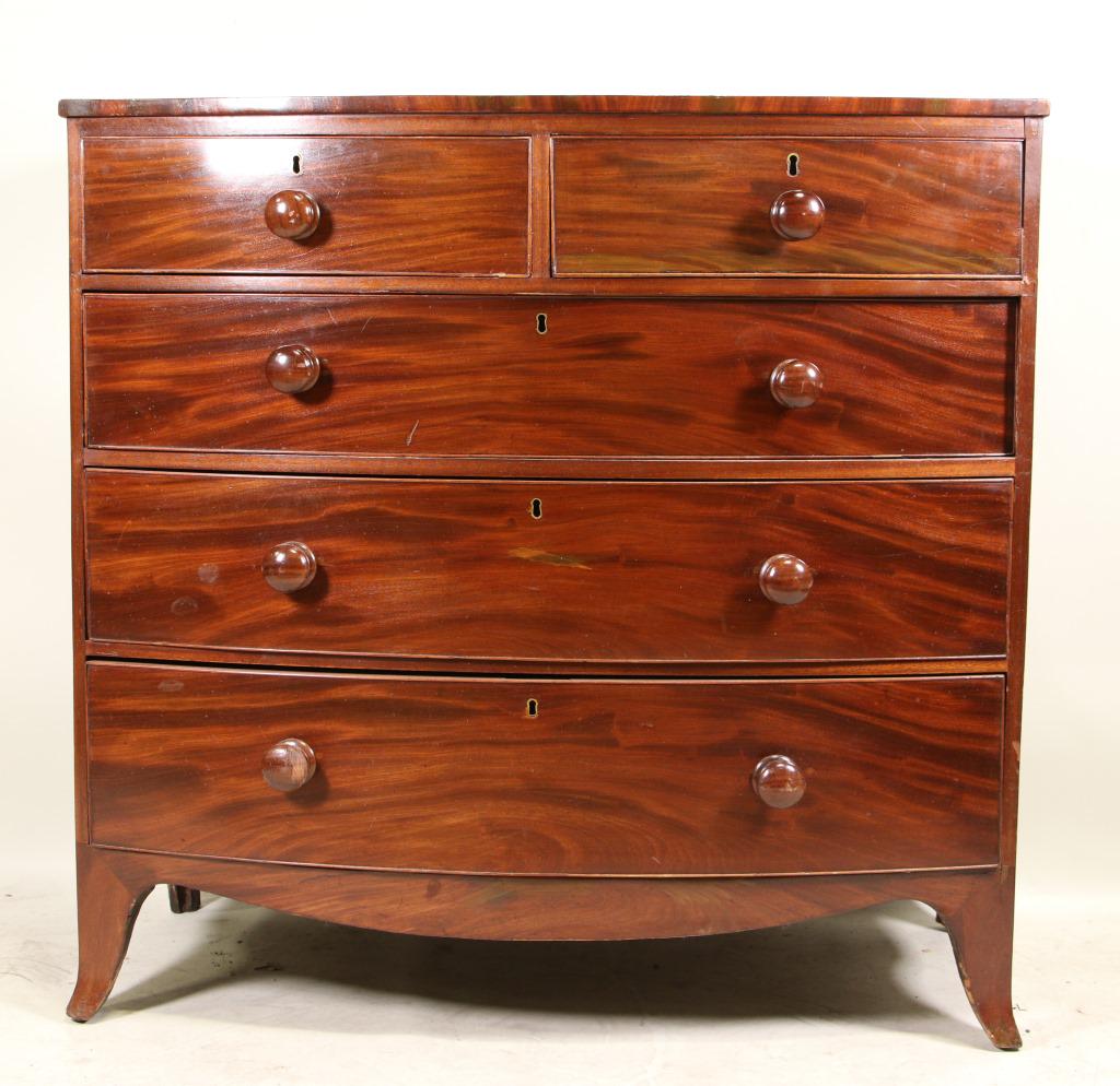 GEORGIAN BOW FRONT CHEST OF DRAWERS (1 of 2)