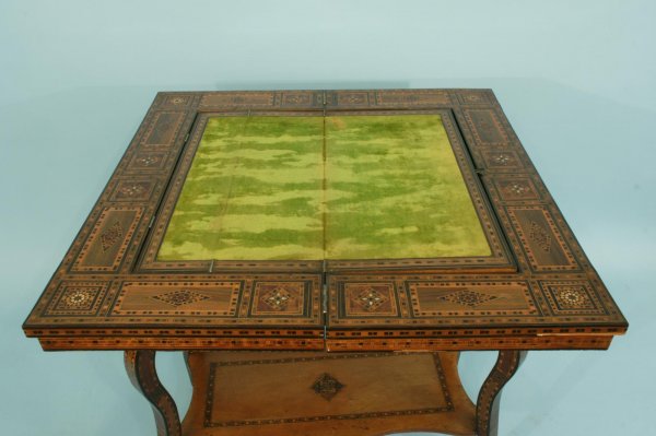 MOROCCAN STYLE GAME TABLE WITH MOTHER-OF-PEARL - 3