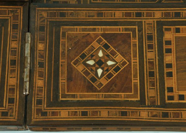 MOROCCAN STYLE GAME TABLE WITH MOTHER-OF-PEARL - 8