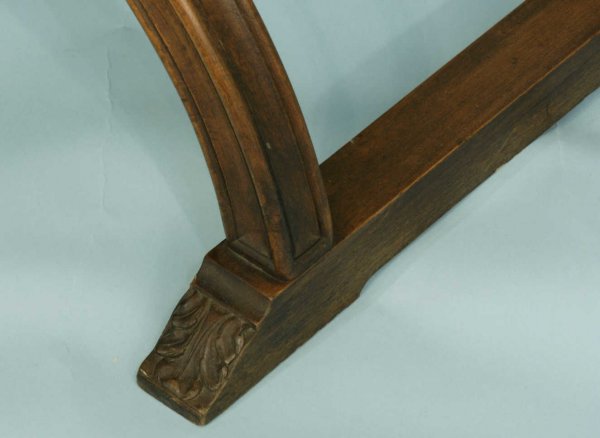 A PAIR OF OSTRICH LEATHER SAVONAROLA CHAIRS - 8