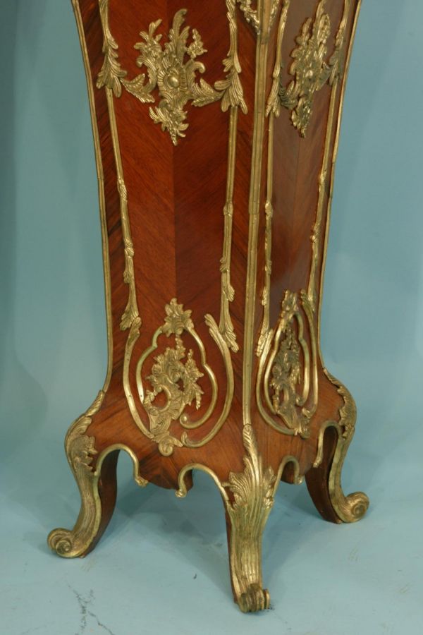 PAIR OF EMPIRE BURL WOOD AND GILT PEDESTALS. Hei - 3