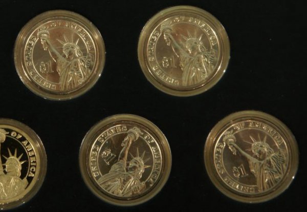 LOT OF PRESIDENTIAL DOLLAR COINS - 9
