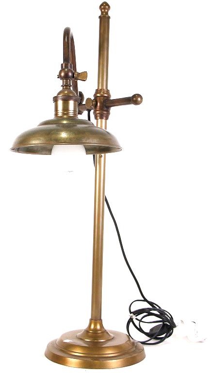 VINTAGE BRONZE LAMP (1 of 2)