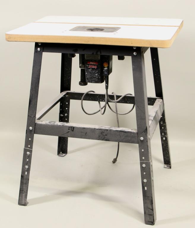 FREUD STATIONARY ROUTER TABLE (1 of 1)