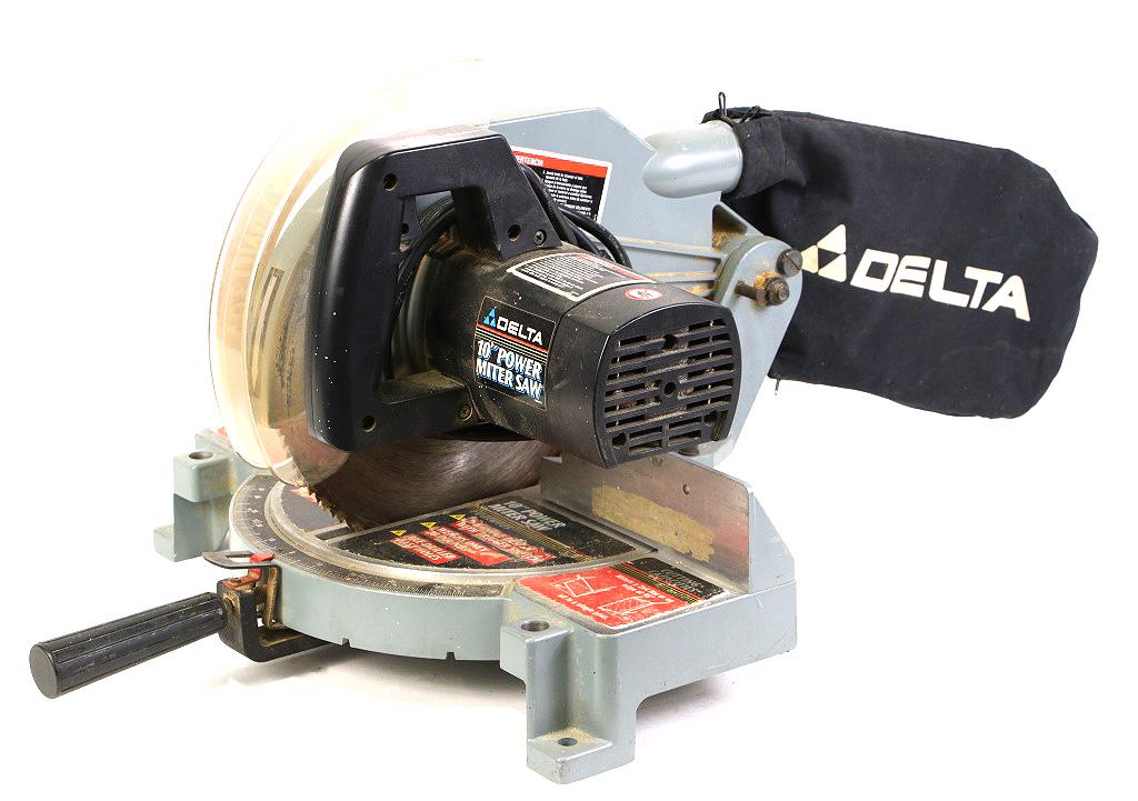 DELTA 10' POWER MITER SAW (1 of 1)