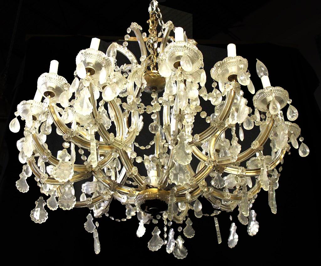 CRYSTAL CHANDELIER (1 of 4)