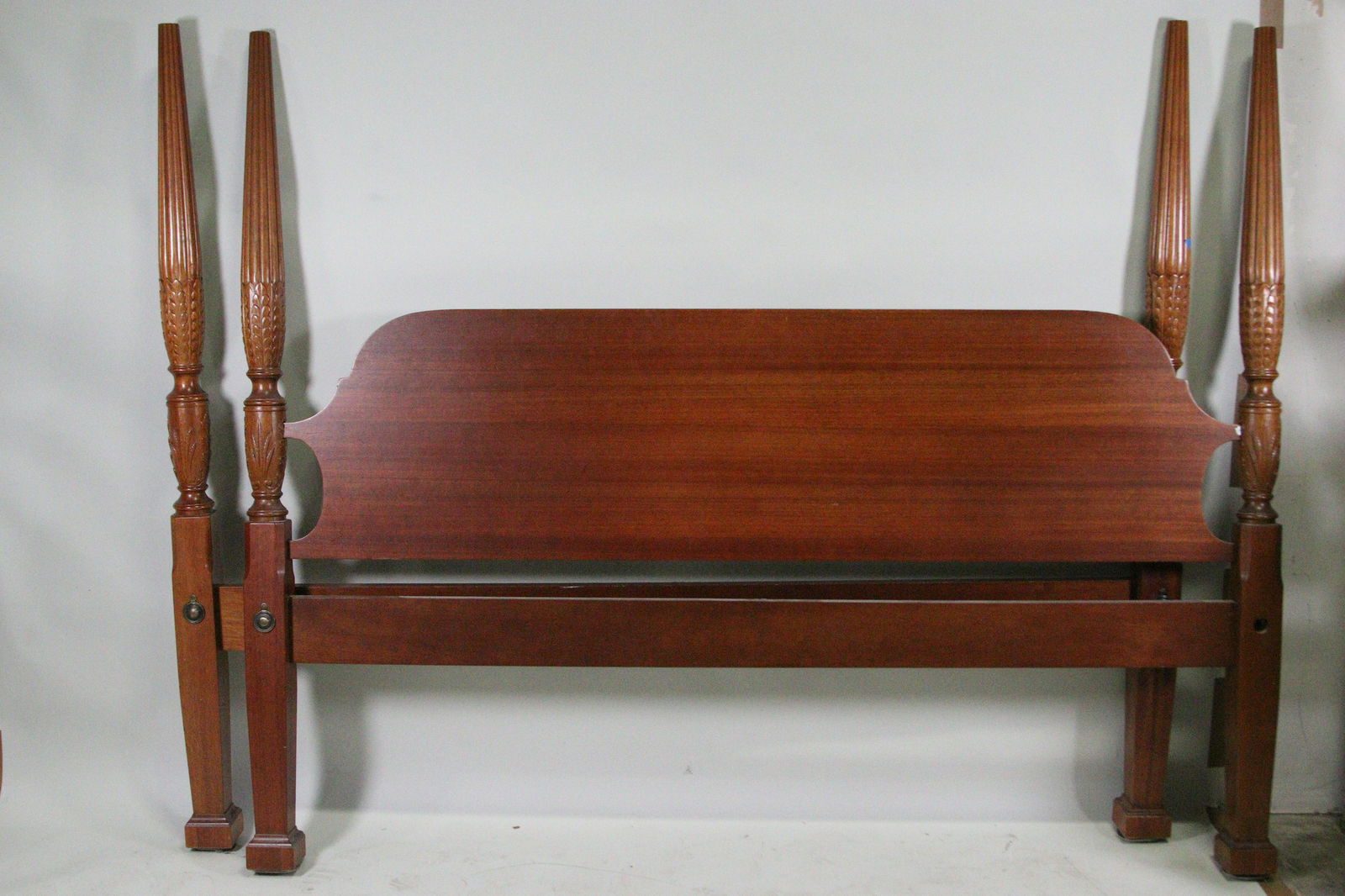 ENGLISH FOUR POSTER RICE KING SIZE BED: ENGLISH FOUR POSTER RICE KING SIZE BED. Height: 79 in. by Width: 84