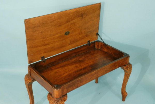 PIANO STOOL, LIDDED BOX, TABLE, AND A PIANO BENCH - 7