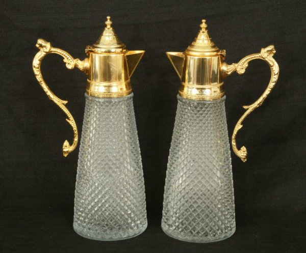 PAIR OF PRESSED GLASS CARAFES WITH LIDS