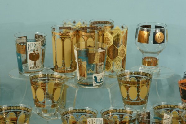 BOX LOT OF ASSORTED GLASSWARE - 4