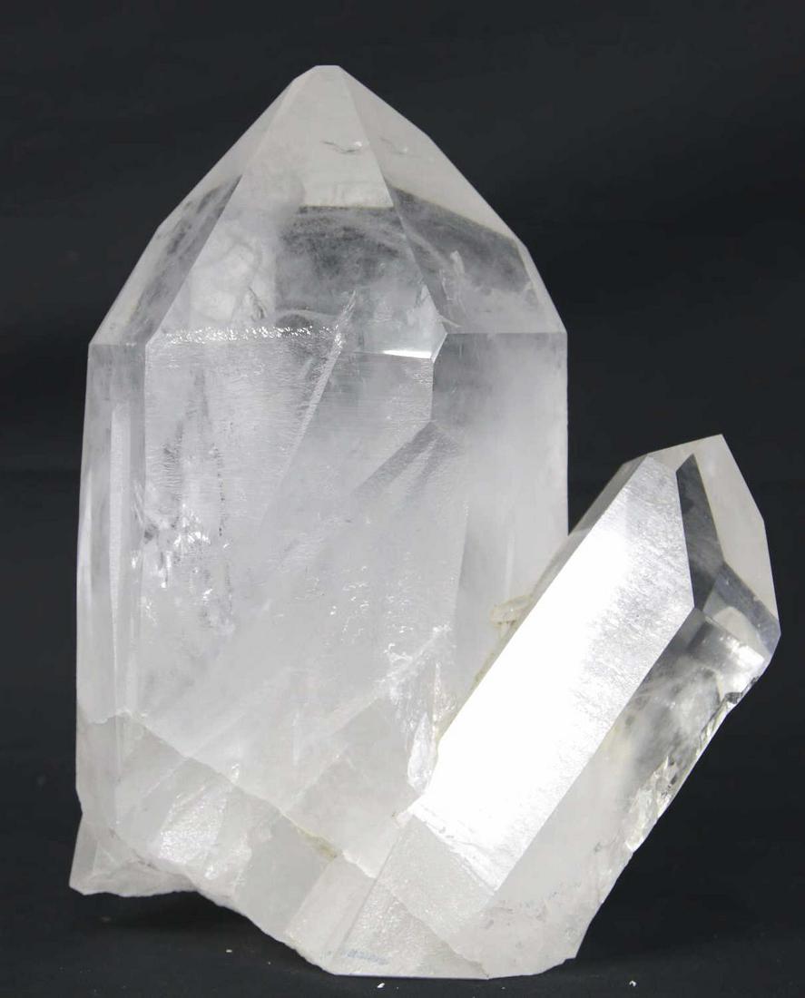 GIGANTIC QUARTZ POINT: GIGANTIC QUARTZ POINT - DD24 21LBS Height: 11 in. by Width: 9 in. by Depth: 7.5