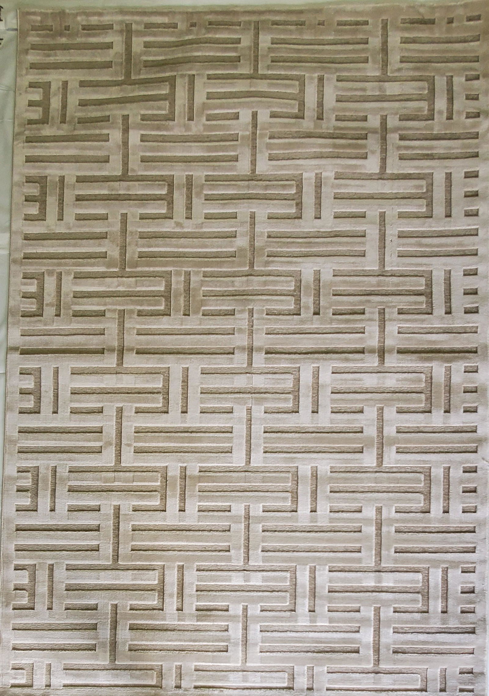 POWER LOOMED MODERN ABSTRACT STYLE RUG (1 of 5)