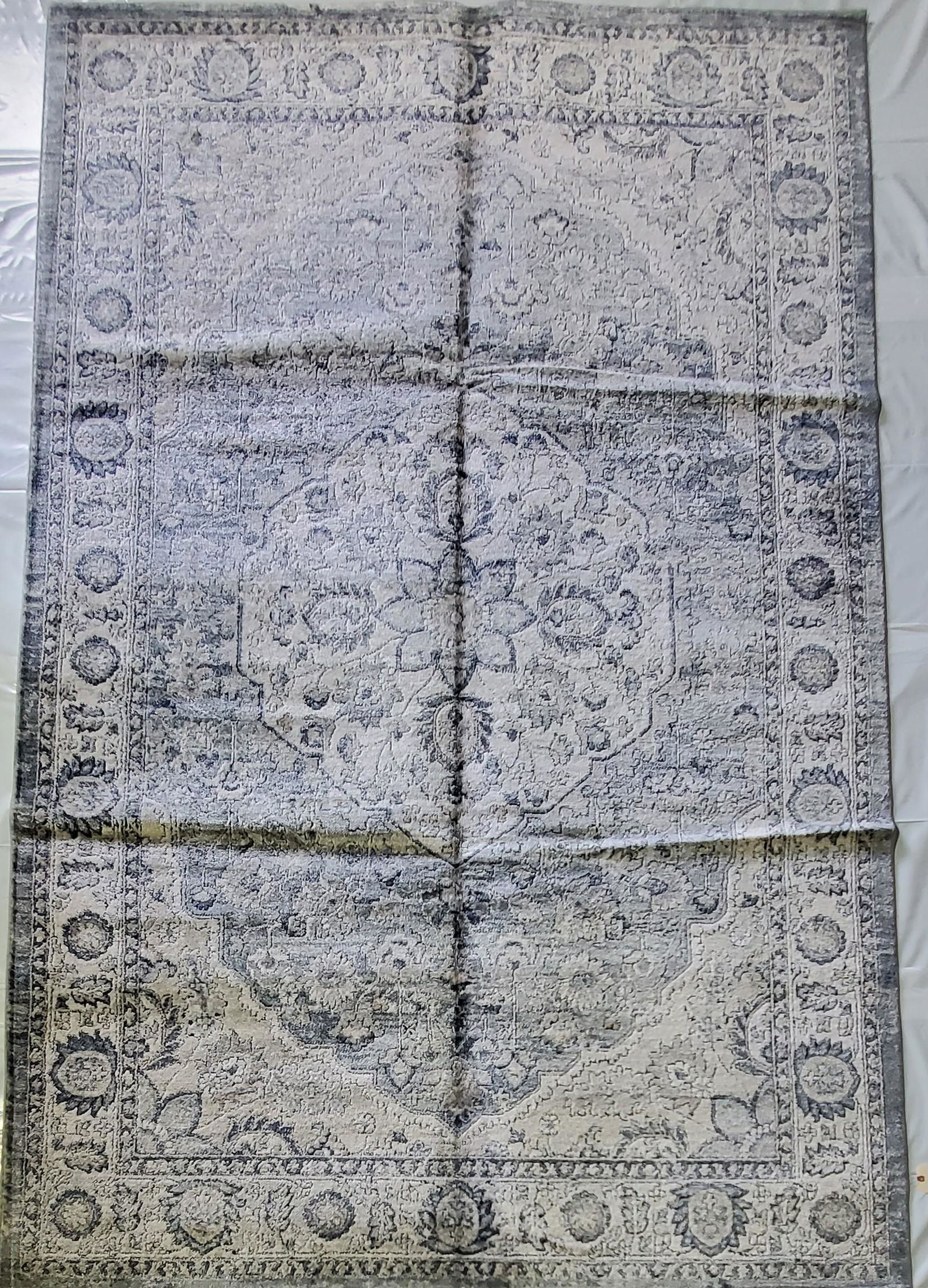 HAND DESIGNED LOOMED PERSIAN STYLE RUG (1 of 5)