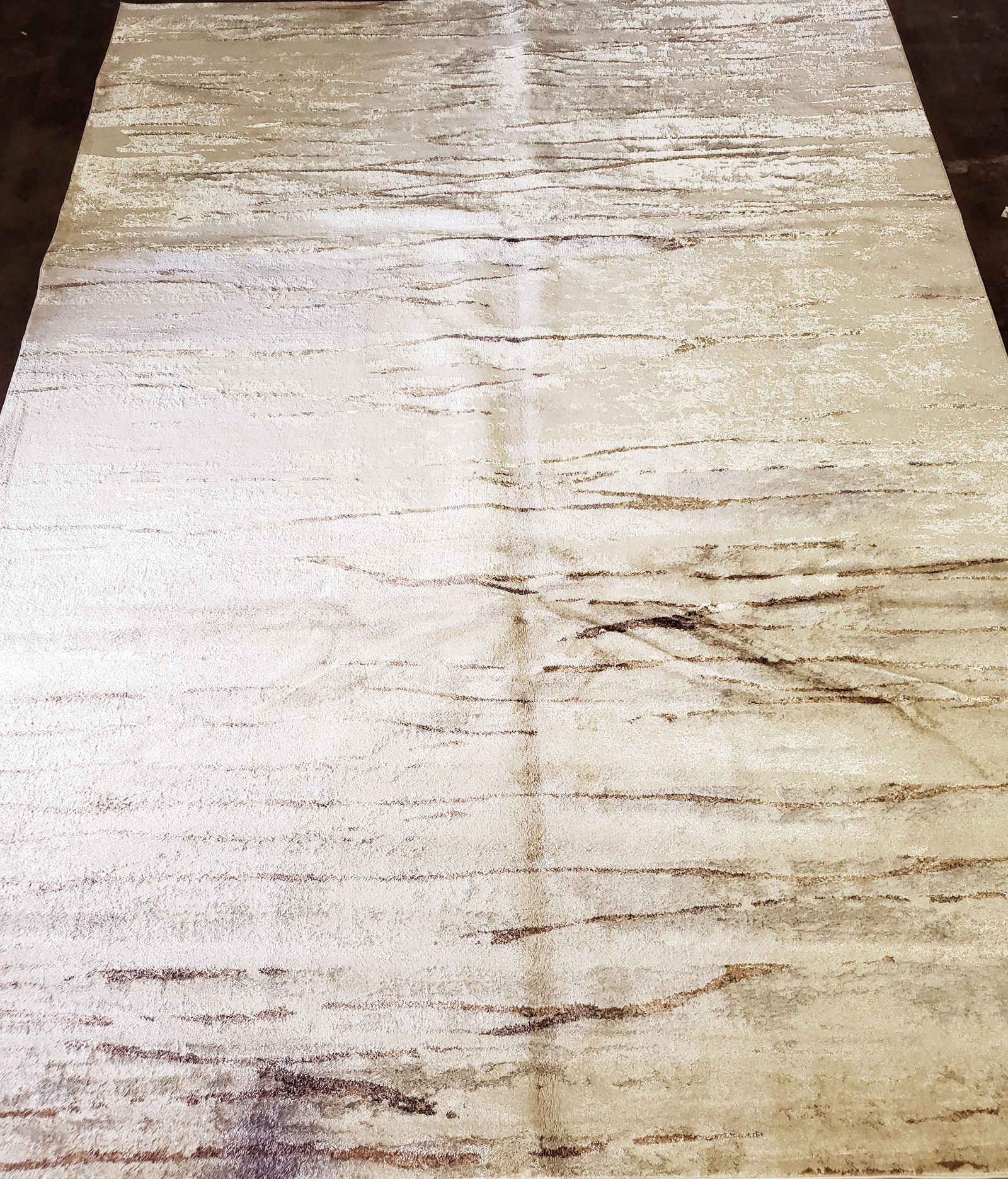 MACHINE WOVEN MODERN ABSTRACT STYLE RUG (1 of 4)