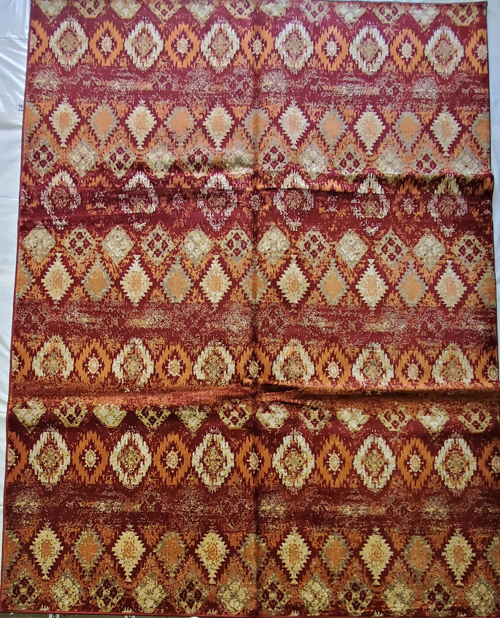 POWER LOOMED PERSIAN STYLE RUG (1 of 4)