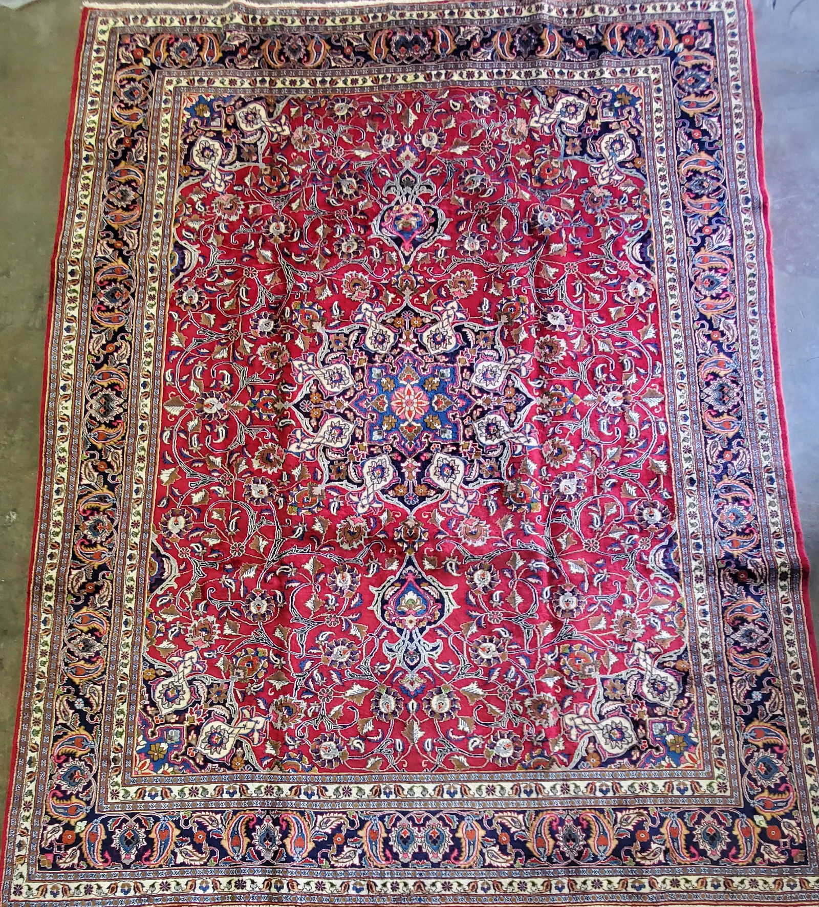 HAND KNOTTED PERSIAN NAJAFABAD RUG (1 of 5)
