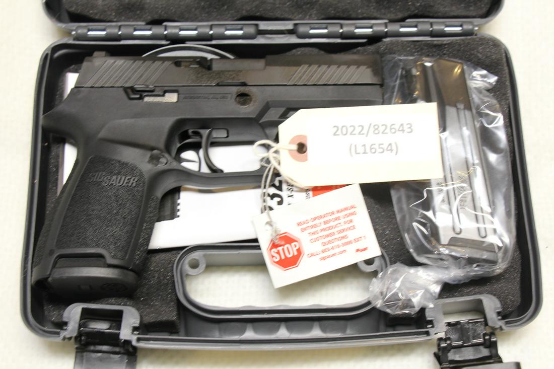 SIG SAUER P320 9MM PISTOL (NEW): SIG SAUER P320 9MM PISTOL (NEW) - NITRON FINISH, DAO, 15+1 CAPACITY CALIBER: 9MM; SERIAL NUMBER: 58J031679; NEW FIREARM - INCLUDES 2 MAGS, & CASE