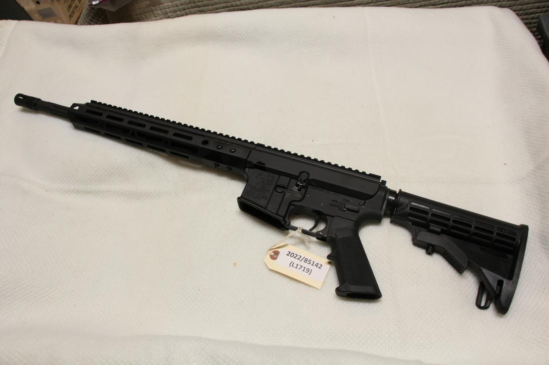 BCA AR15 SIDE CHARGING .223 WYLDE RIFLE (NEW): BCA AR15 SIDE CHARGING RIFLE, 16" PARKERIZED STRAIGHT FLUTED HEAVY BARREL, .223 WYLDE, 1:9 TWIST W/CARBINE GAS SYSTEM & 12" MLOK RAIL;CALIBER: .223 WYLDE;SERIAL NUMBER: 43576;NEW FIREARM - MAG INCLUDE