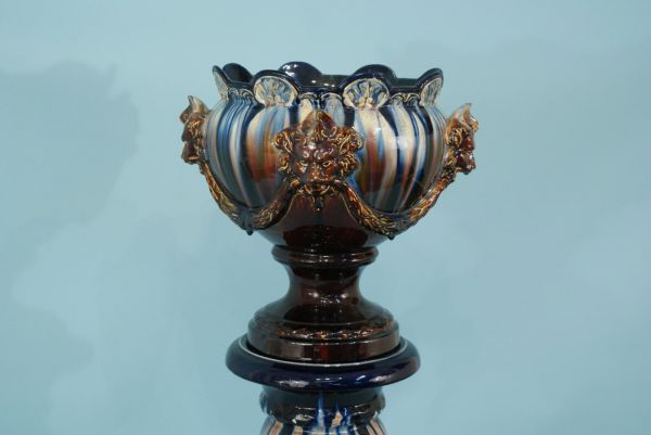 EARLY 20th CENTURY CONTINENTAL PORCELAIN PLANTER - 2