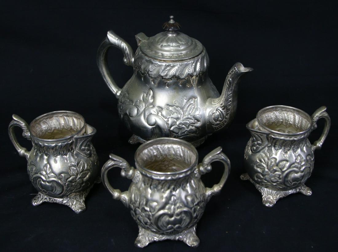 LOT OF FOUR SILVER PLATED SERVING PIECES (1 of 4)