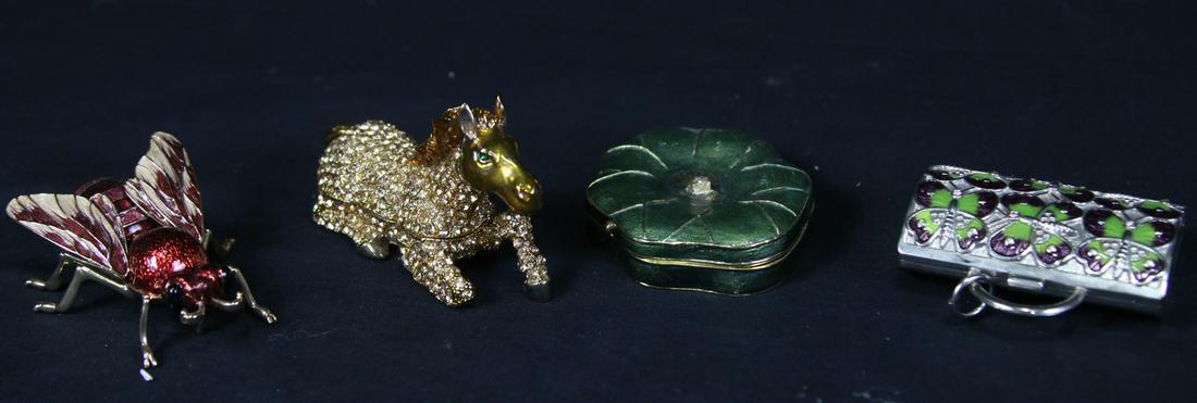 LOT OF 4 SNUFF BOXES (1 of 5)