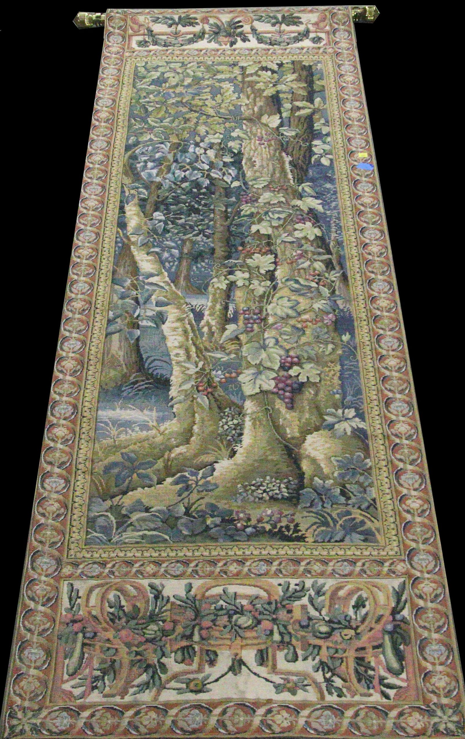 FLANDER'S TAPESTRY MACHINE WOVEN IN BELGIUM (1 of 5)
