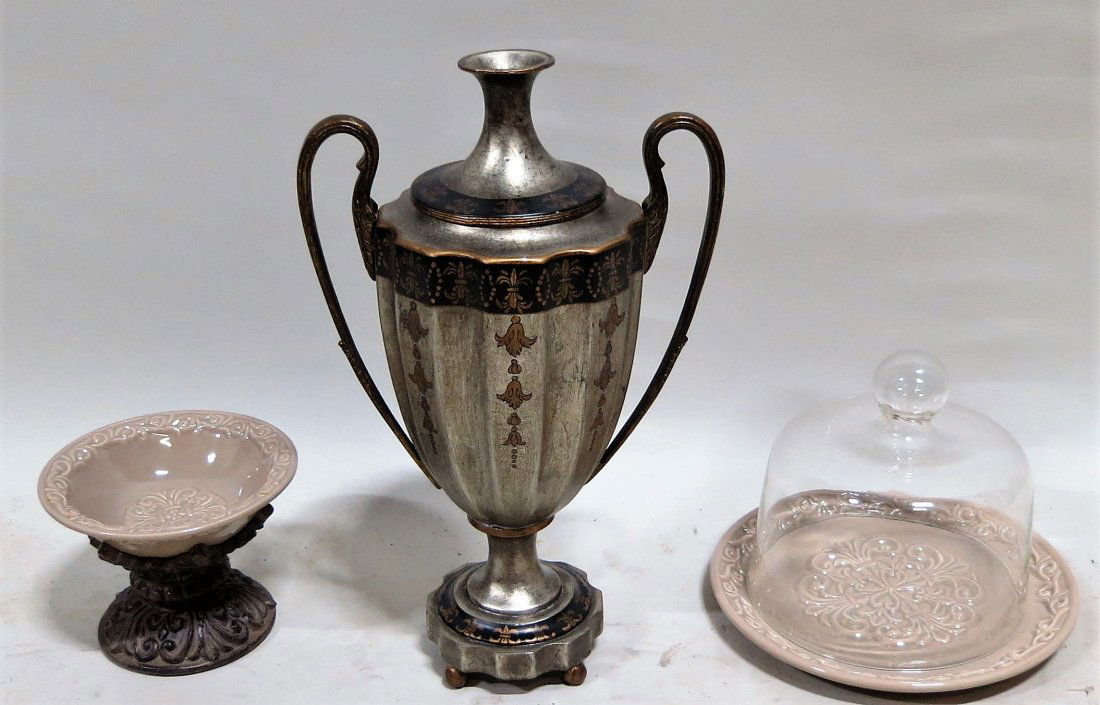 MIXED LOT OF THREE DECORATIVE SERVING PIECES (1 of 8)