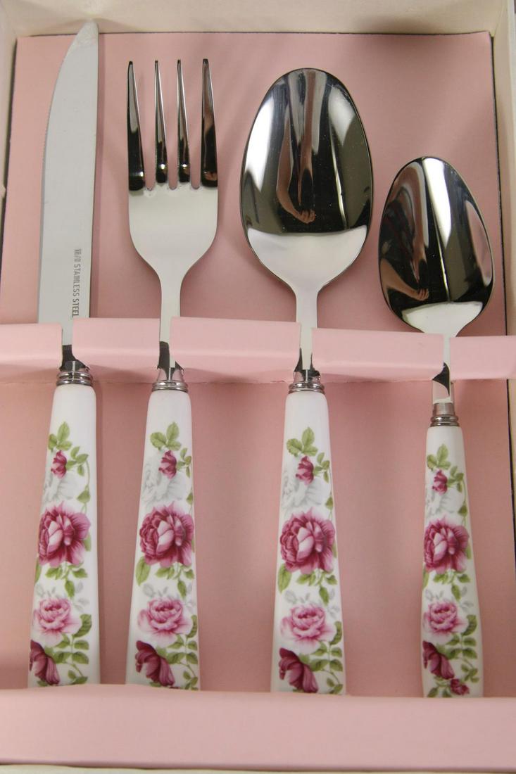 SET OF 12 JOSEPH SEDGH FLATWARE TABLEWARE (1 of 4)