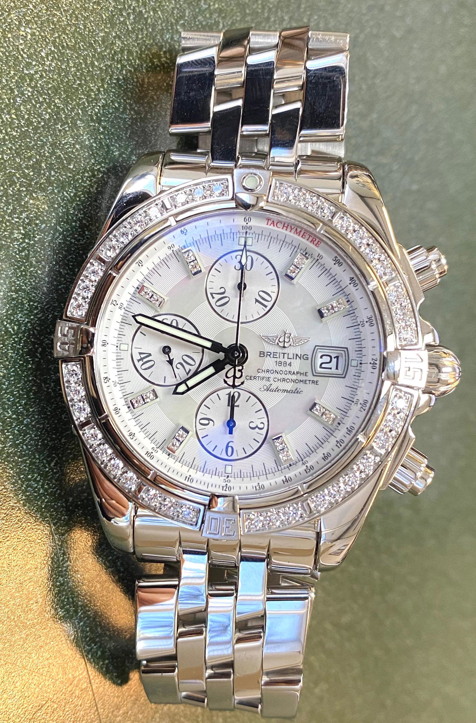BREITLING 44MM WINDRIDER CROSSWIND MOP DIAMOND Watch: Pre-Owned Breitling 44mm Windrider Crosswind Chronograph W/100% Factory Mother Of Pearl & Diamond Dial & Bezel Watch