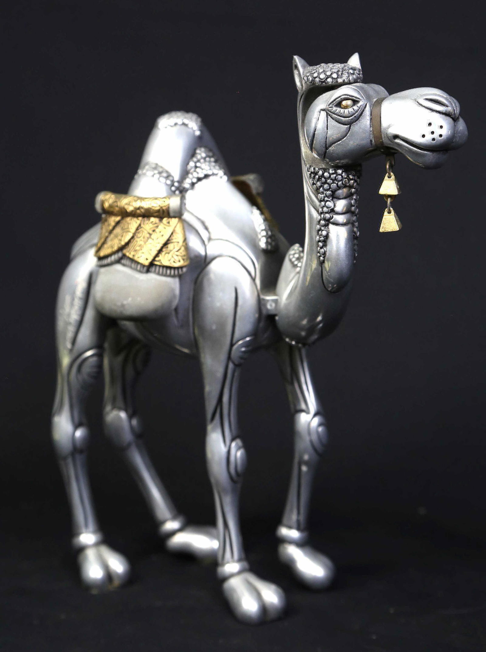 FRANK MEISLER METAL CAMEL, EDITION NUMBER 538/730: FRANK MEISLER METAL ARTICULATING CAMEL, EDITION NUMBER 538/730.