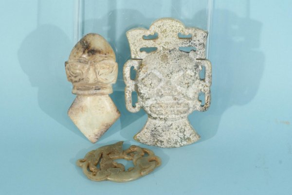 ARCHAIC CHINESE JADE PI, RITUAL KNIFE, RITUAL SKUL