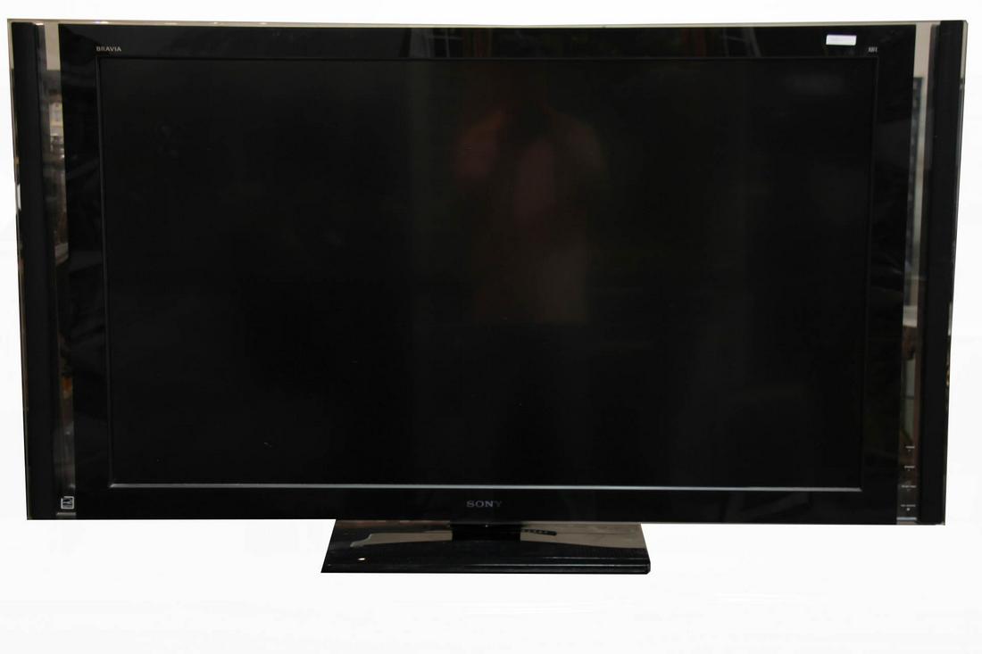 SONY BRAVIA XBR 55in LED 1080p TELEVISION: SONY BRAVIA XBR 55in LED 1080p TELEVISION Height: 33.75 by Width: 58 by Depth: 15
