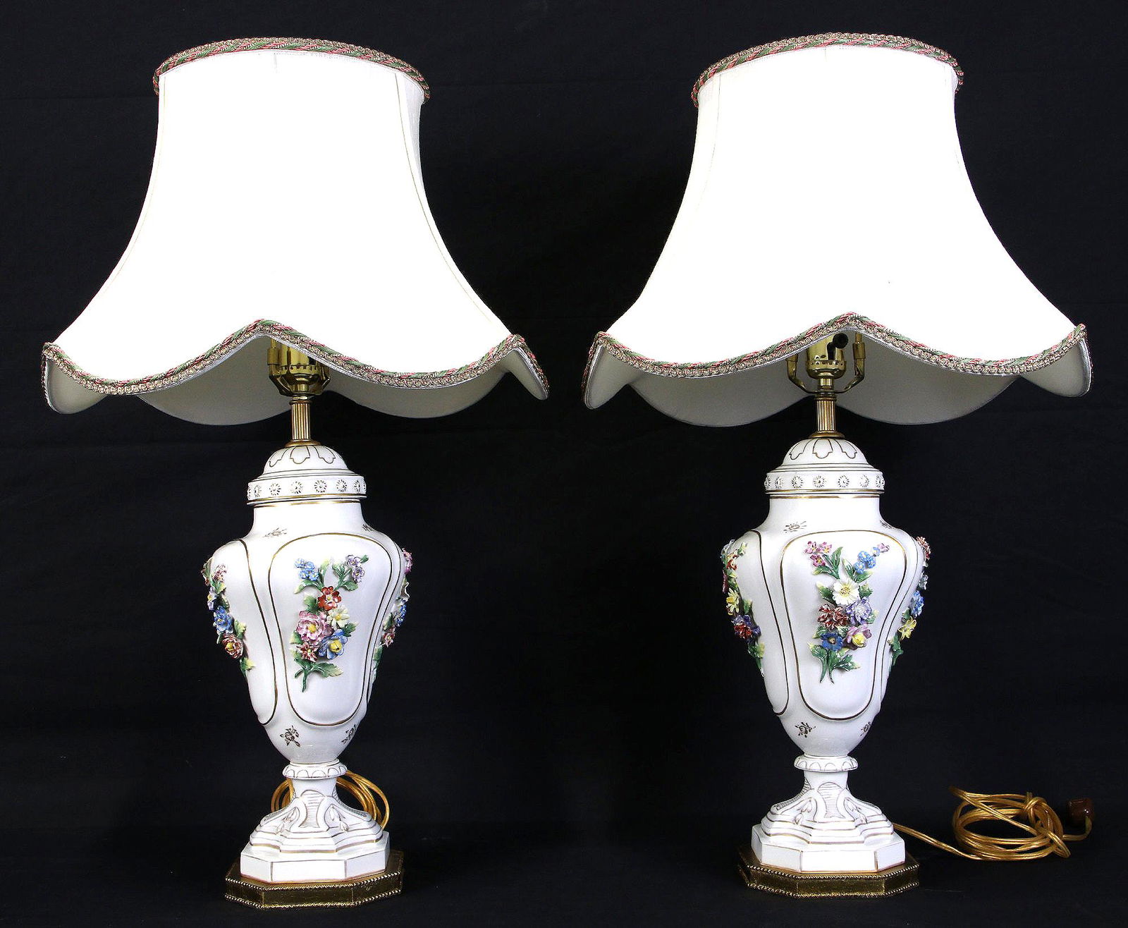 PAIR OF NEOCLASSICAL FRENCH STYLE PORCELAIN LAMPS (1 of 4)