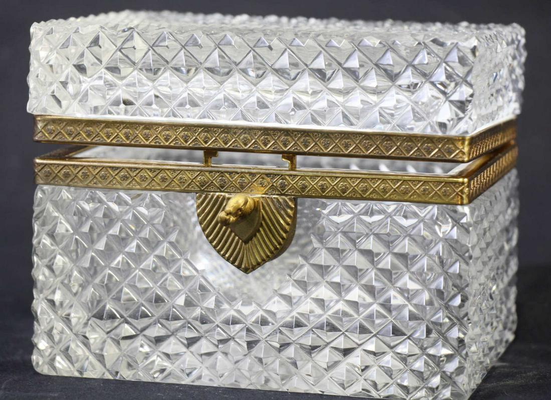 VINTAGE FRENCH CUT GLASS BOX WITH LOCK (1 of 3)