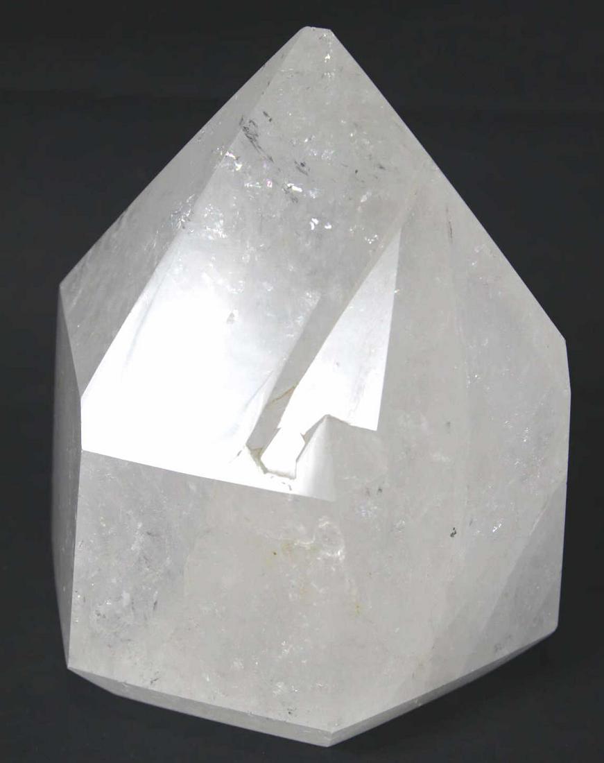 LARGE QUARTZ POINT (1 of 3)