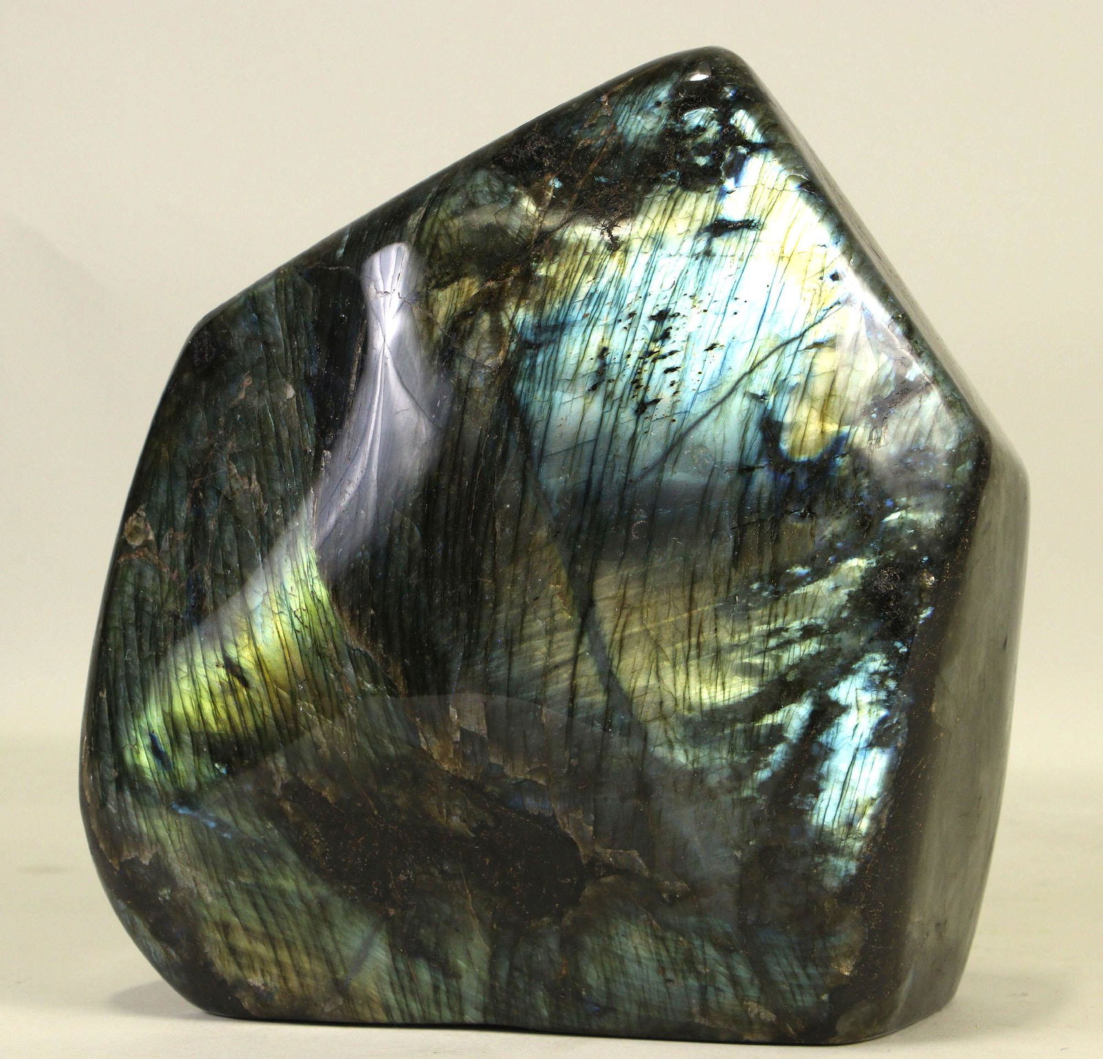 COLOSSAL LABRADORITE SPECIMEN: COLOSSAL LABRADORITE SPECIMEN (LA2) TOTAL WEIGHT: 28.4 LBS. Height: 9 in. by Width: 9 1/2 in. by Depth: 5 in.