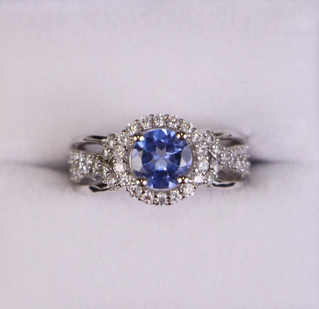 ROUND CUT TANZANITE ESTATE RING: ROUND CUT TANZANITE ESTATE RING (L56)