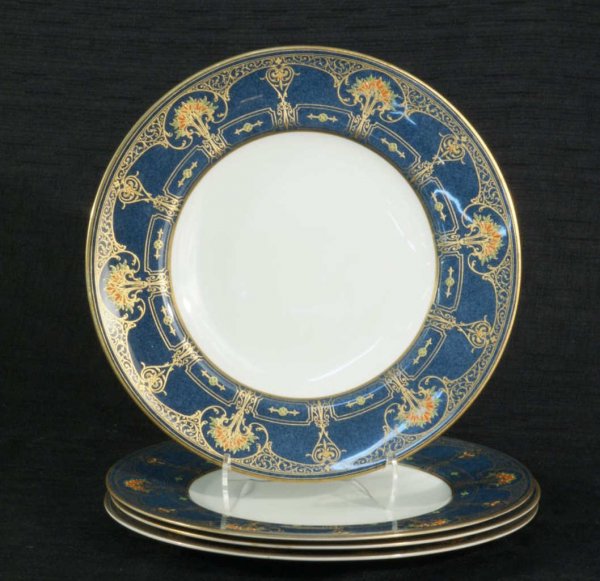 SET OF FOUR DINNER PLATES BY TIFFANY & COMPANY