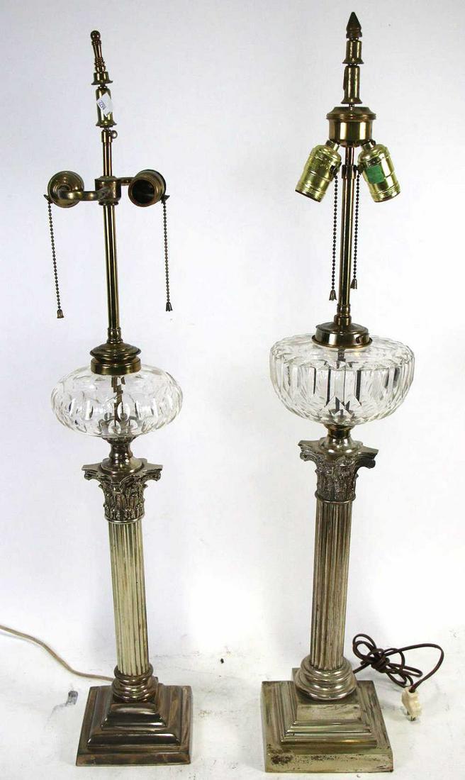 SET OF TWO VINTAGE BRASS AND GLASS OIL LAMPS (1 of 5)