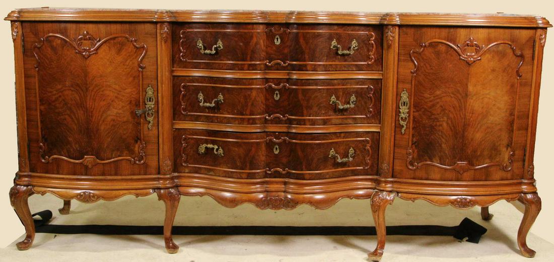 CIRCA 1900 COUNTRY FRENCH STYLE RED OAK SIDEBOARD (1 of 5)